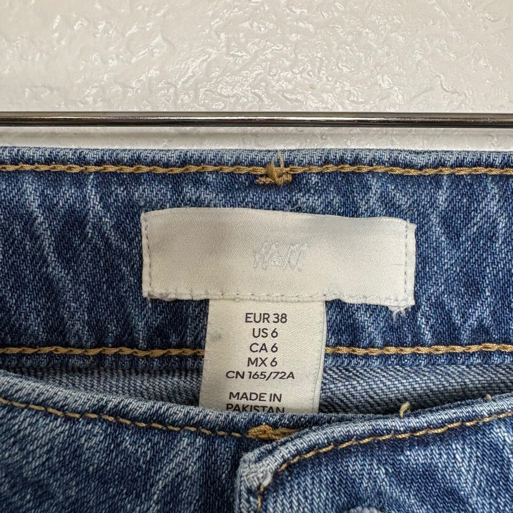 H&M Womens High Waisted Wide Leg Jeans Medium Wash Blue Denim Size 6 - Picture 5 of 7